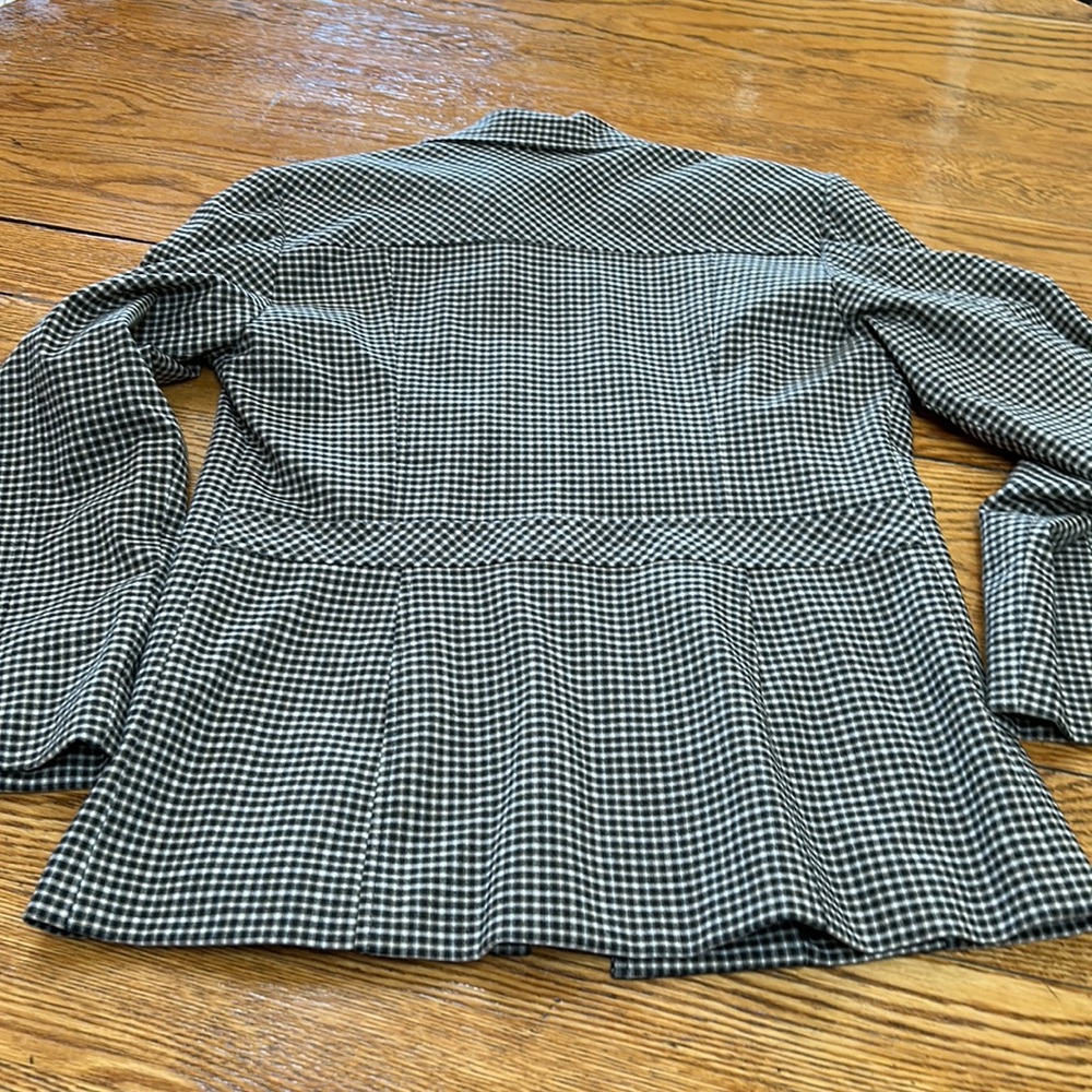 Bentley Arbuckle Vintage check jacket. Lined, brown/cream/black. Size 12. - Picture 10 of 13